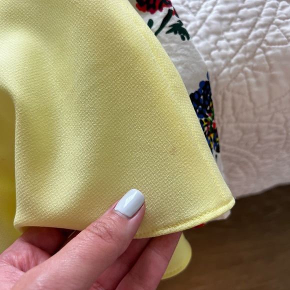 ZARA • yellow ruffle shorts • S - Picture 6 of 6